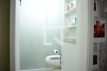 Casa de condomínio para alugar com 115m², 3 quartos e 2 vagasBanheiro Social