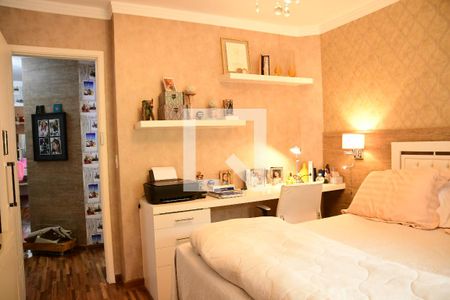 Casa de condomínio para alugar com 115m², 3 quartos e 2 vagasSuíte