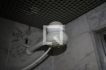 Apartamento para alugar com 87m², 2 quartos e 1 vagaDetalhe do Banheiro