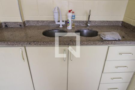 Apartamento para alugar com 87m², 2 quartos e 1 vagaCozinha - Torneira