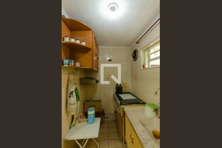 Casa para alugar com 590m², 5 quartos e 8 vagasCozinha Salão