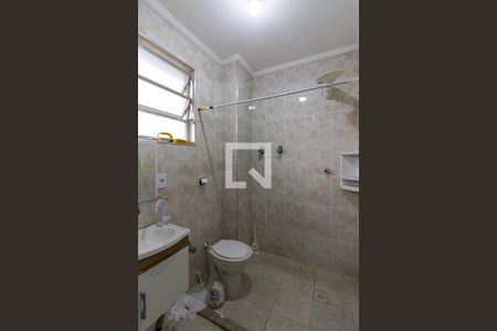 Banheiro de kitnet/studio para alugar com 1 quarto, 42m² em Canto do Forte, Praia Grande