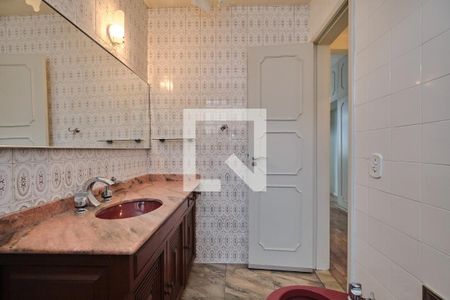 Apartamento à venda com 185m², 3 quartos e 1 vagaBanheiro Suíte