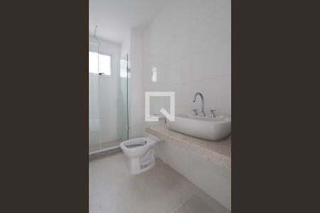 Apartamento para alugar com 110m², 3 quartos e 2 vagasBanheiro da suíte