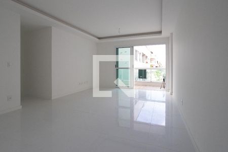 Sala de apartamento para alugar com 3 quartos, 110m² em Recreio dos Bandeirantes, Rio de Janeiro