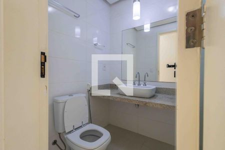 Apartamento para alugar com 110m², 3 quartos e 2 vagasBanheiro Social