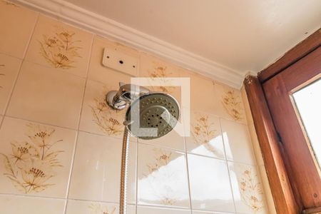 Casa de condomínio à venda com 478m², 4 quartos e 3 vagas Casa de condomínio à venda com 478m², 4 quartos e 3 vagasDetalhe do Banheiro da Suíte 1