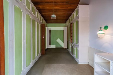 Casa de condomínio à venda com 478m², 4 quartos e 3 vagas Casa de condomínio à venda com 478m², 4 quartos e 3 vagasQuarto 1