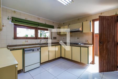 Casa de condomínio à venda com 478m², 4 quartos e 3 vagas Casa de condomínio à venda com 478m², 4 quartos e 3 vagasCozinha