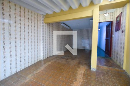 Casa à venda com 146m², 3 quartos e 2 vagas Casa à venda com 146m², 3 quartos e 2 vagasQuintal Frente