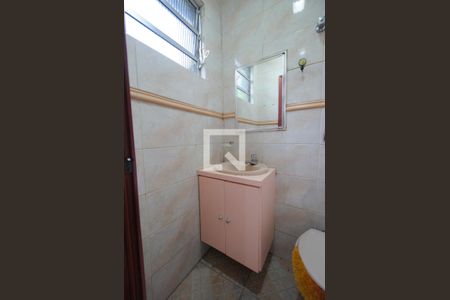 Casa à venda com 146m², 3 quartos e 2 vagas Casa à venda com 146m², 3 quartos e 2 vagasLavabo