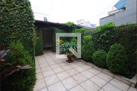 Casa à venda com 146m², 3 quartos e 2 vagas Casa à venda com 146m², 3 quartos e 2 vagasQuintal