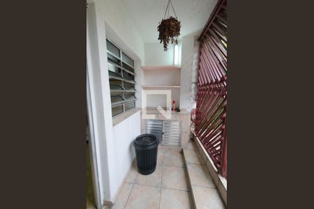 Casa à venda com 146m², 3 quartos e 2 vagas Casa à venda com 146m², 3 quartos e 2 vagasÁrea de Serviço