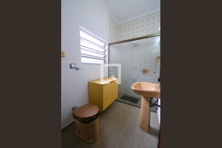 Casa à venda com 146m², 3 quartos e 2 vagas Casa à venda com 146m², 3 quartos e 2 vagasBanheiro