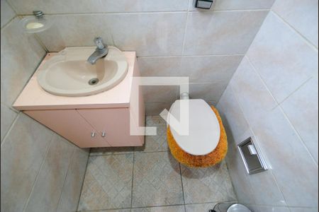 Casa à venda com 146m², 3 quartos e 2 vagas Casa à venda com 146m², 3 quartos e 2 vagasLavabo