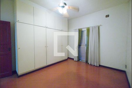 Casa à venda com 146m², 3 quartos e 2 vagas Casa à venda com 146m², 3 quartos e 2 vagasQuarto 1