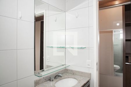 Banheiro de apartamento à venda com 2 quartos, 70m² em Chácara Inglesa, São Paulo