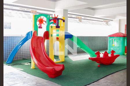 Apartamento à venda com 80m², 3 quartos e 1 vagaÁrea Comum - Playground