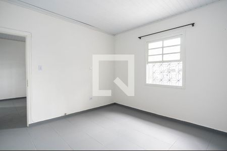 Quarto 1 de casa para alugar com 2 quartos, 100m² em Jardim Mangalot, São Paulo