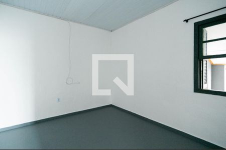 Quarto 2 de casa para alugar com 2 quartos, 100m² em Jardim Mangalot, São Paulo