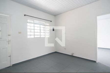 Sala de casa para alugar com 2 quartos, 100m² em Jardim Mangalot, São Paulo