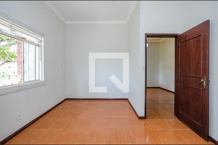 Casa à venda com 200m², 3 quartos e 4 vagasSuíte