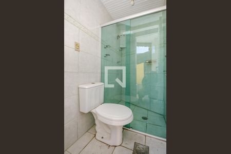 Casa à venda com 200m², 3 quartos e 4 vagasBanheiro anexo