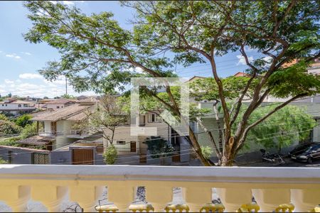 Casa à venda com 200m², 3 quartos e 4 vagasSuíte