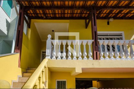 Casa à venda com 200m², 3 quartos e 4 vagasEntrada