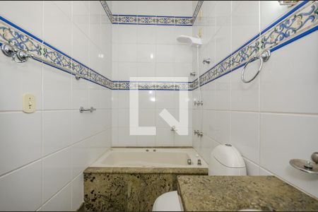 Casa à venda com 200m², 3 quartos e 4 vagasBanheiro Social