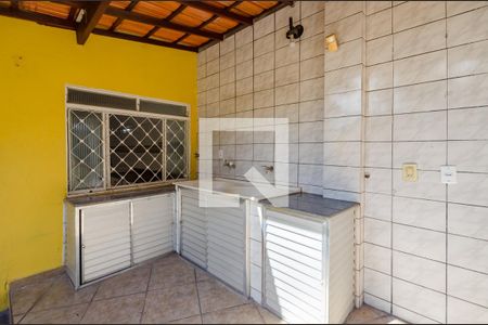 Casa à venda com 200m², 3 quartos e 4 vagasÁrea de Serviço