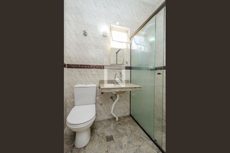 Casa à venda com 200m², 3 quartos e 4 vagasBanheiro Social