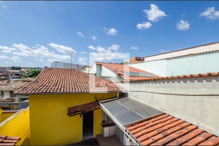 Casa à venda com 200m², 3 quartos e 4 vagasSala anexo