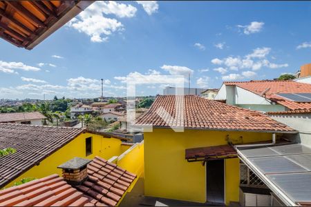 Casa à venda com 200m², 3 quartos e 4 vagasSala anexo