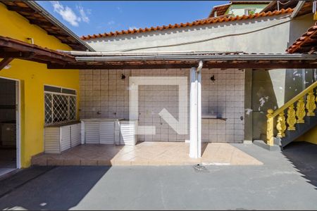 Casa à venda com 200m², 3 quartos e 4 vagasQuintal