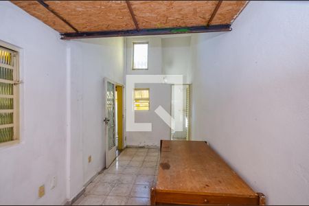 Casa à venda com 200m², 3 quartos e 4 vagasSala Garagem