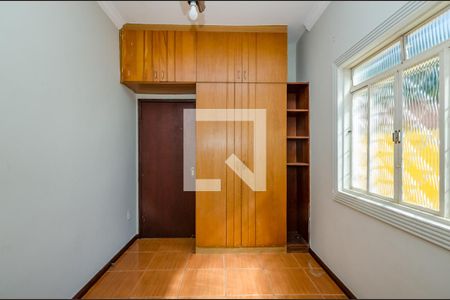 Casa à venda com 200m², 3 quartos e 4 vagasQuarto 2