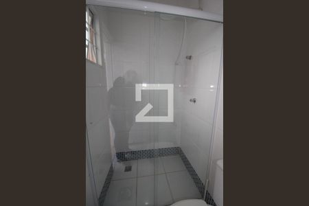Casa à venda com 300m², 4 quartos e 5 vagasBanheiro de serviço