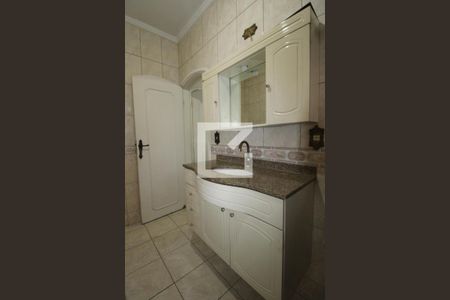 Casa à venda com 300m², 4 quartos e 5 vagasBanheiro da Suíte