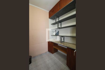 Casa à venda com 300m², 4 quartos e 5 vagasEscritório - Sala 1