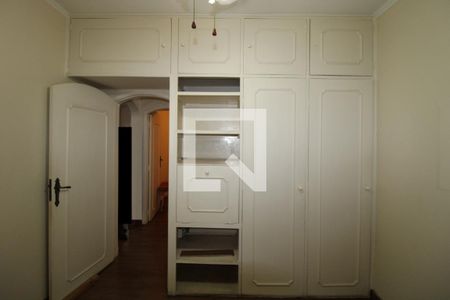Casa à venda com 300m², 4 quartos e 5 vagasQuarto 1