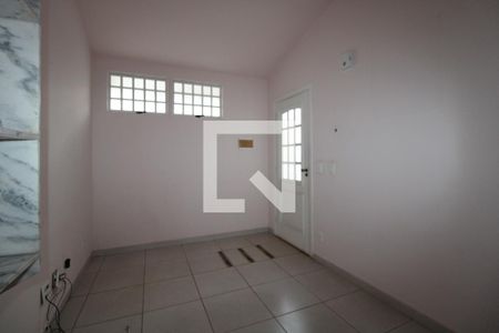 Casa à venda com 300m², 4 quartos e 5 vagasEscritório - Sala 3
