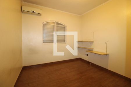 Casa à venda com 300m², 4 quartos e 5 vagasQuarto 4