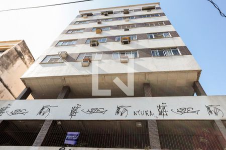 Apartamento para alugar com 60m², 2 quartos e 1 vagaFachada