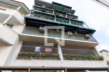 Apartamento para alugar com 150m², 3 quartos e 1 vagaFachada