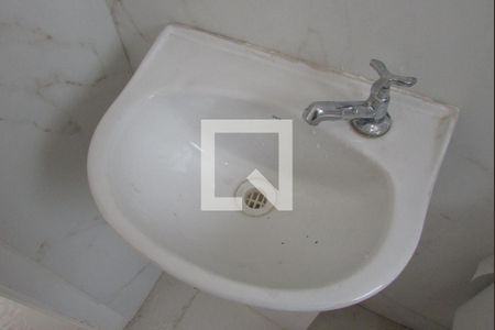 Apartamento para alugar com 42m², 2 quartos e 1 vagaPia