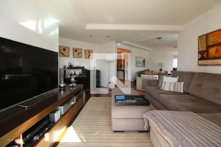 Sala de TV  de apartamento à venda com 3 quartos, 234m² em Jardim Anália Franco, São Paulo