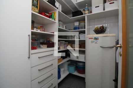 Apartamento à venda com 234m², 3 quartos e 4 vagasDispensa