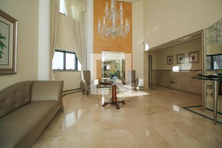 Apartamento à venda com 234m², 3 quartos e 4 vagasHall social