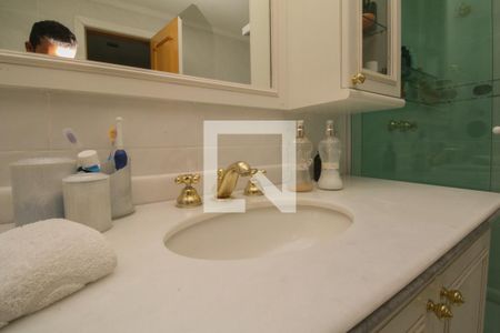 Apartamento à venda com 234m², 3 quartos e 4 vagasBanheiro Suíte